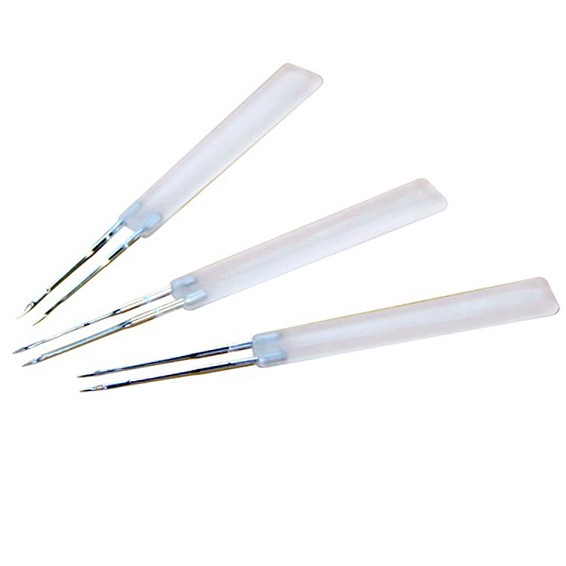 CHICKEN POX VACCINE NEEDLE