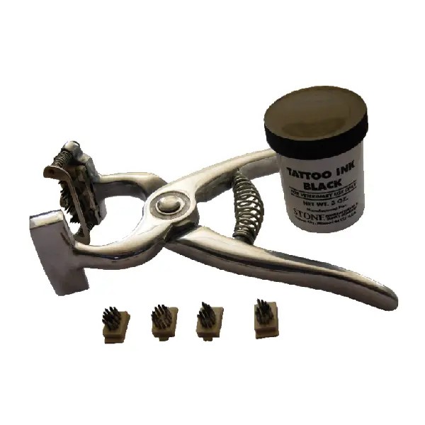 Tattooing forceps, 4 spaces Tattooing forceps, 4 spaces